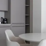 Modern 2br In Centre Daire