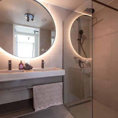 Modern 2br In Centre Daire Rotterdam