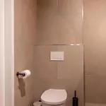 Modern 2br In Centre Rotterdam