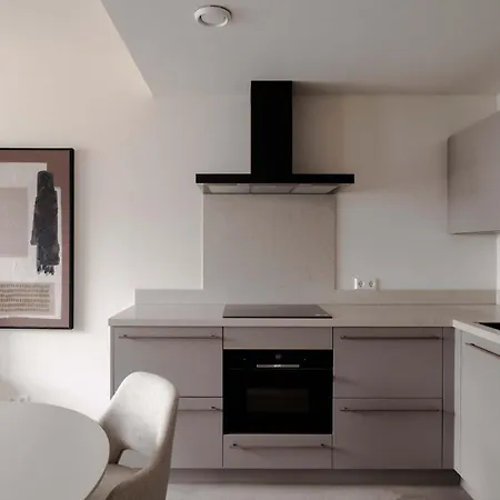 Modern 2br In Centre Апартаменты Роттердам