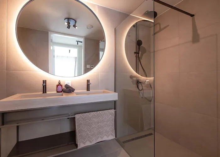 Modern 2br In Centre Apartment Rotterdam