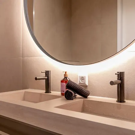 Modern 2br In Centre * ロッテルダム