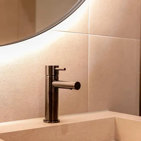 Modern 2br In Centre ロッテルダム