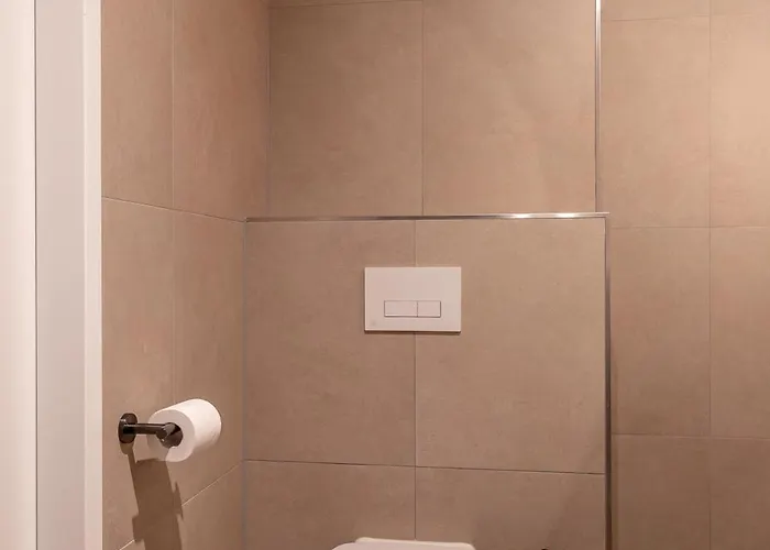 Modern 2br In Centre Rotterdam