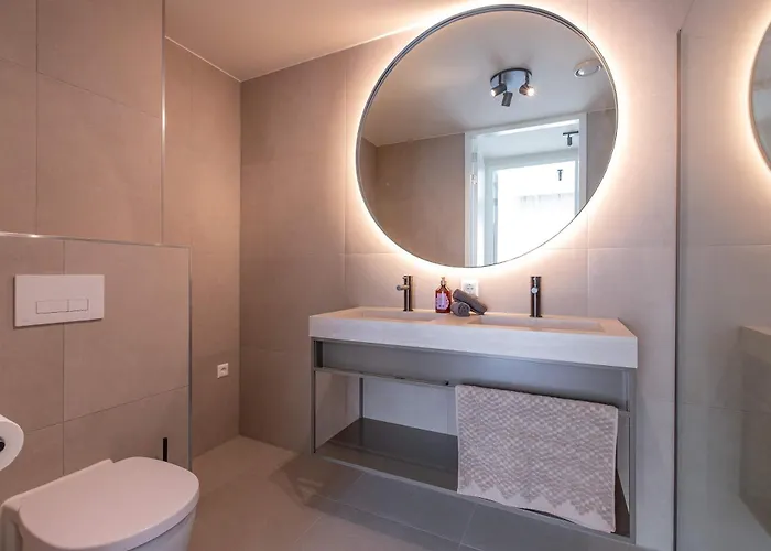 Lägenhet Modern 2br In Centre *